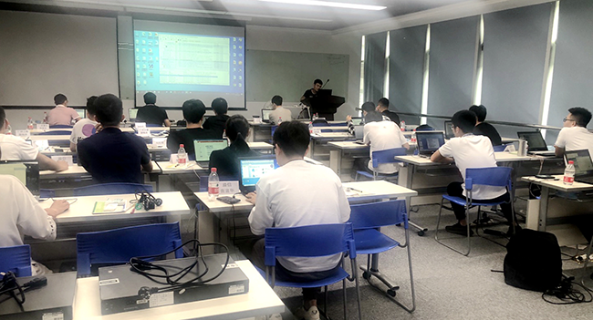 尊龙凯时科技举行第三十届高级培训
